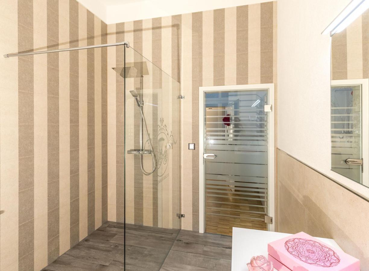 Schwarzwaldzimmer & Schwarzwald Design Apartment Rottweil Exterior photo